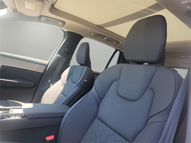 new 2025 Volvo XC90 car, priced at $66,830