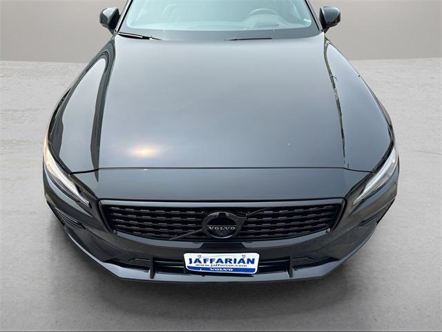 used 2022 Volvo S60 Recharge Plug-In Hybrid car, priced at $34,750