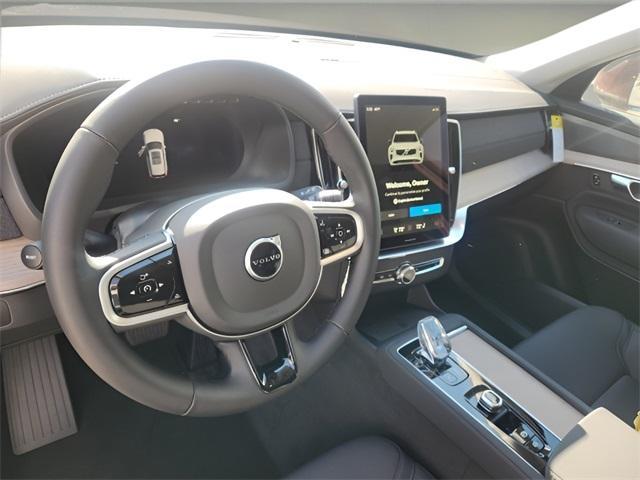 new 2025 Volvo XC90 car, priced at $69,735