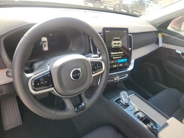 new 2025 Volvo XC90 car, priced at $69,735