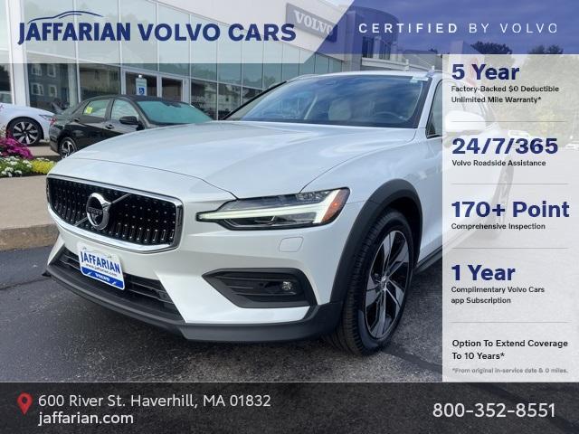 used 2022 Volvo V60 Cross Country car, priced at $37,999