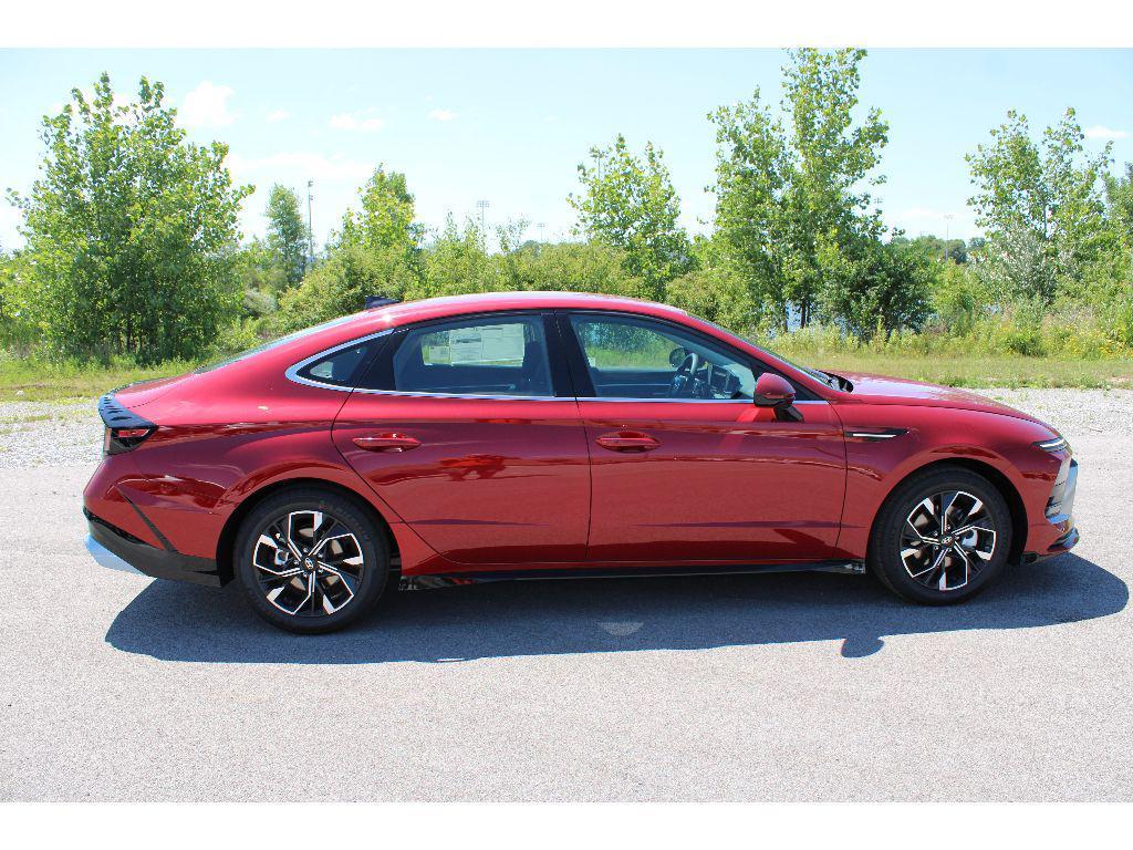 used 2024 Hyundai Sonata car, priced at $22,995