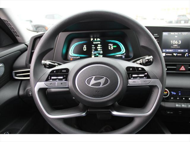 new 2025 Hyundai Elantra HEV car, priced at $26,581