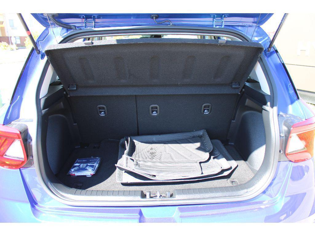 used 2024 Hyundai Venue car, priced at $21,995
