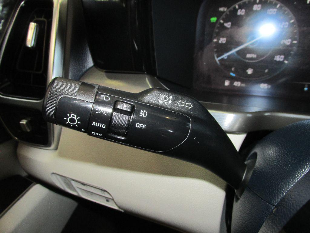 used 2022 Kia Sorento Plug-In Hybrid car, priced at $30,995