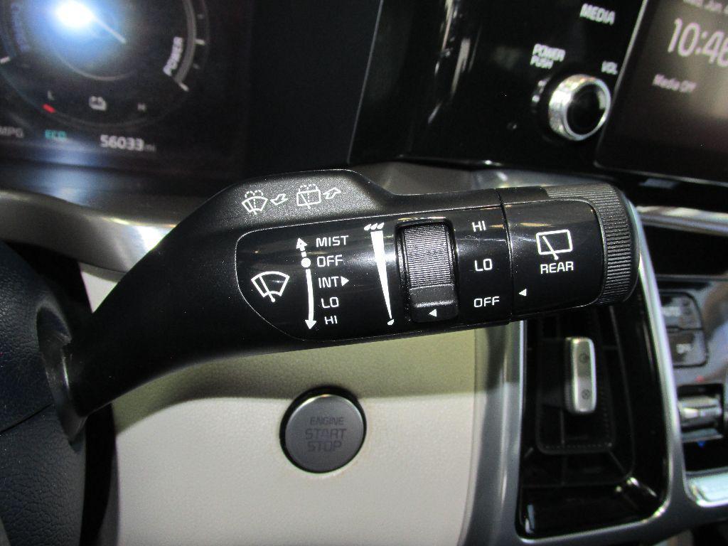 used 2022 Kia Sorento Plug-In Hybrid car, priced at $30,995