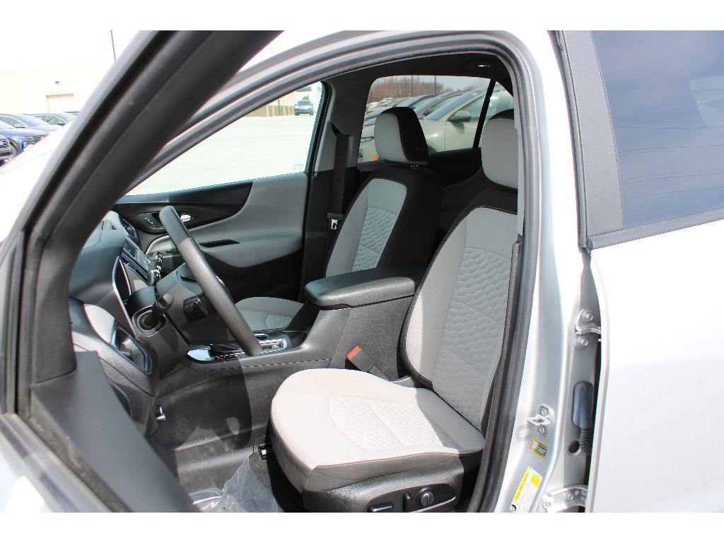 used 2021 Chevrolet Equinox car, priced at $11,495