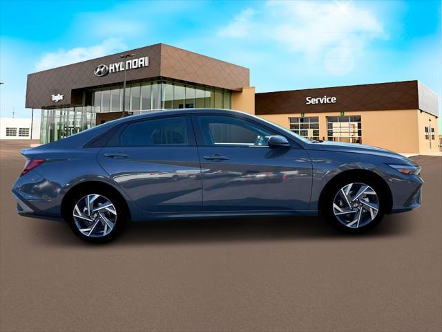 new 2025 Hyundai Elantra car, priced at $25,010