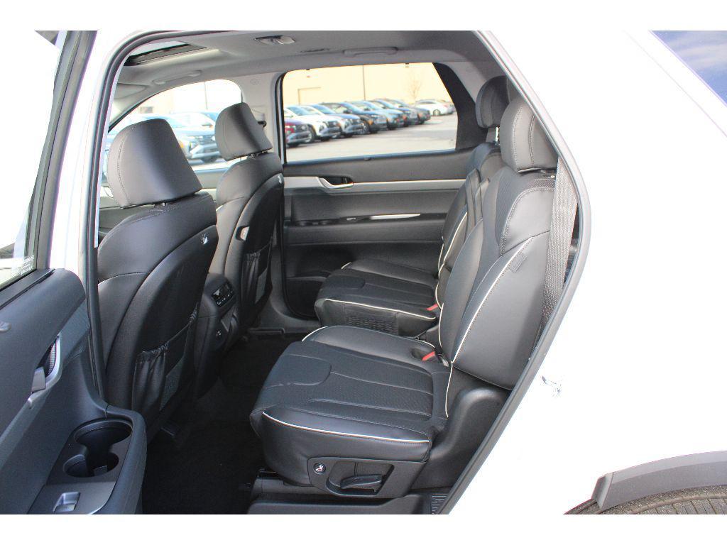 new 2025 Hyundai Palisade car, priced at $45,597
