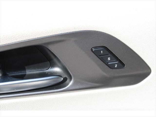 used 2022 Chrysler Pacifica car, priced at $18,995