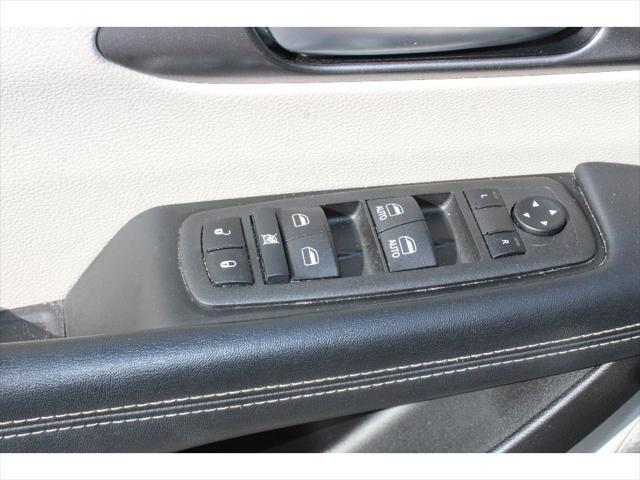 used 2022 Chrysler Pacifica car, priced at $18,995