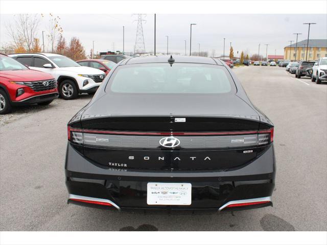 new 2025 Hyundai Sonata Hybrid car, priced at $37,627