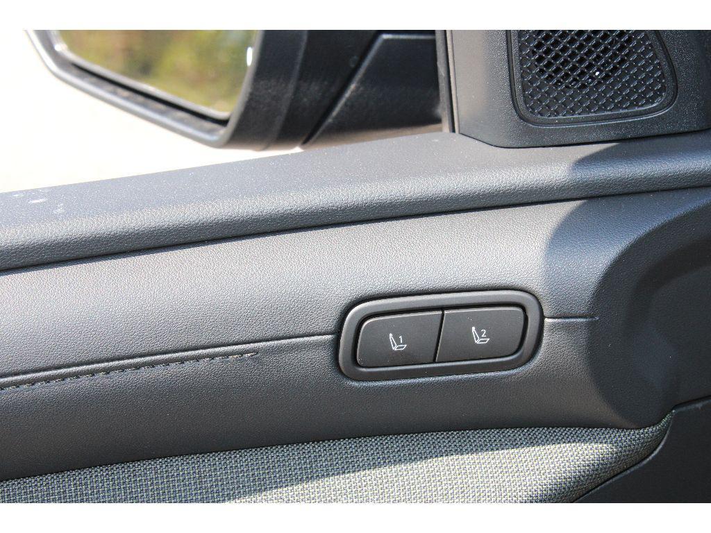 used 2025 Hyundai SANTA CRUZ car, priced at $36,995