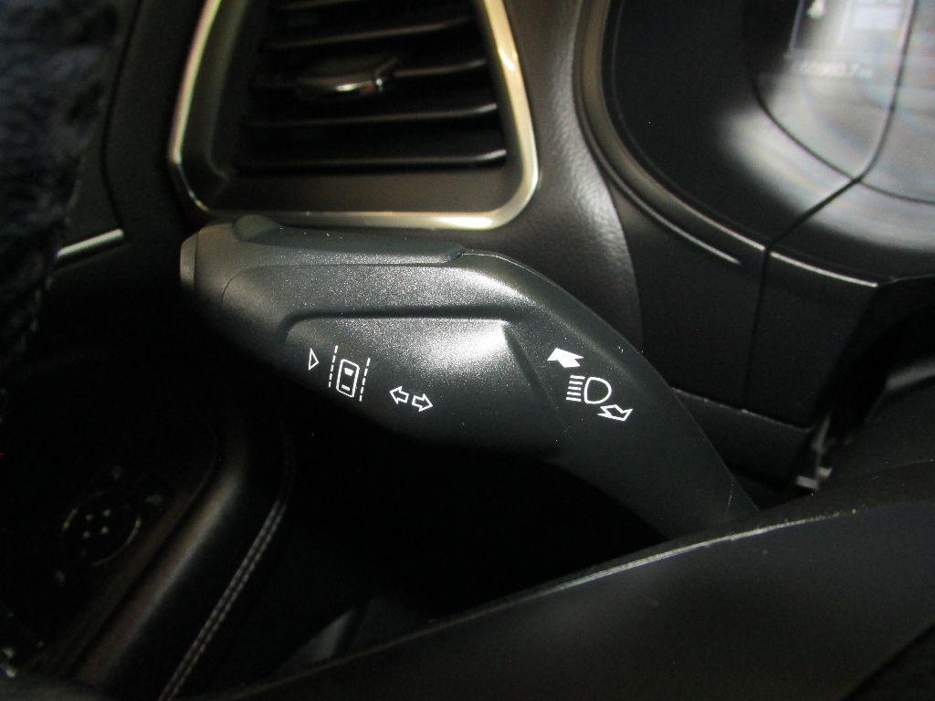 used 2022 Ford Edge car, priced at $21,773