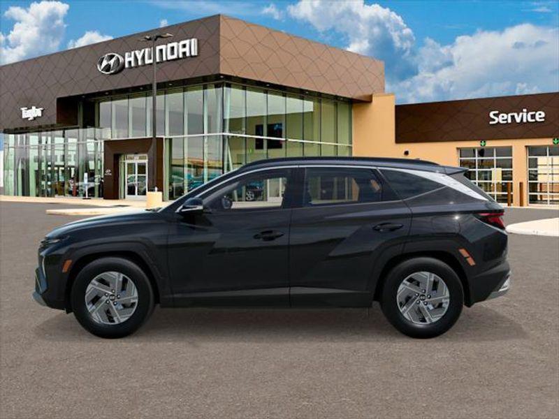 new 2025 Hyundai TUCSON Hybrid car, priced at $34,515