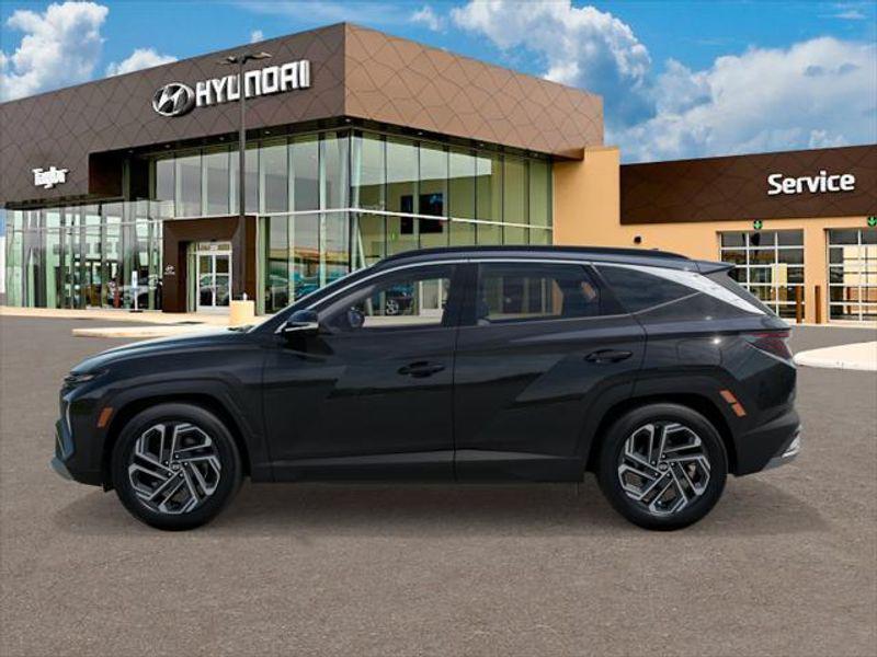 new 2025 Hyundai Tucson car, priced at $40,900