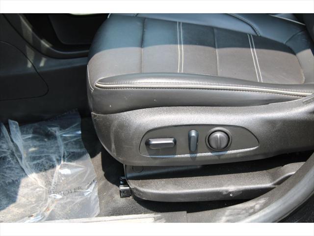 used 2022 GMC Acadia car, priced at $32,995