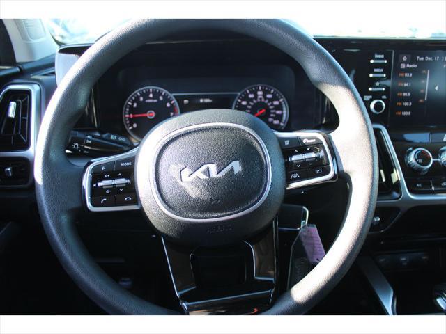 used 2022 Kia Sorento car, priced at $22,995