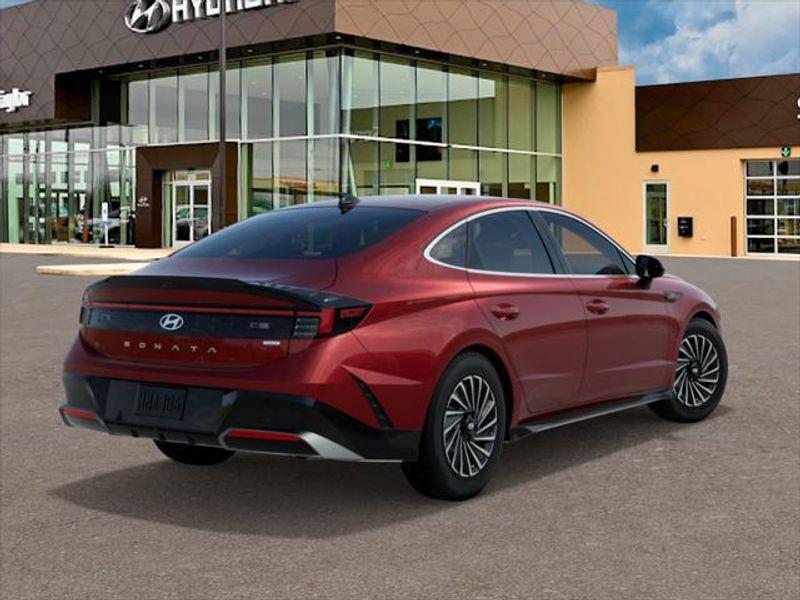 used 2025 Hyundai Sonata Hybrid car, priced at $33,445