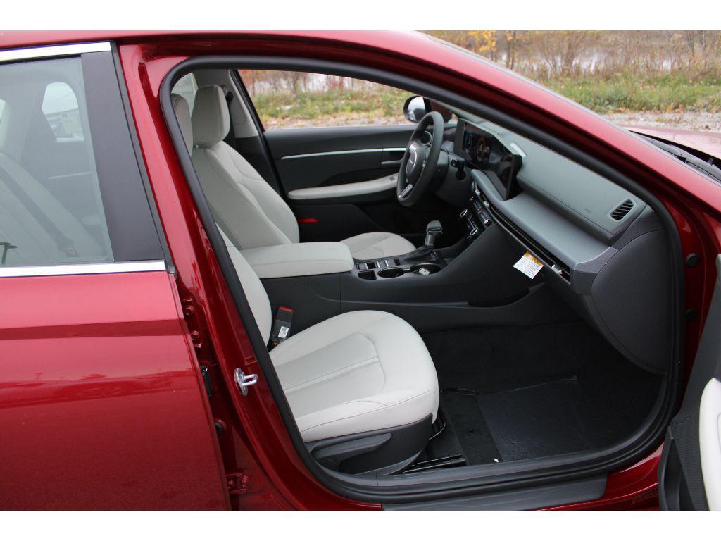 new 2025 Hyundai Sonata car, priced at $26,350