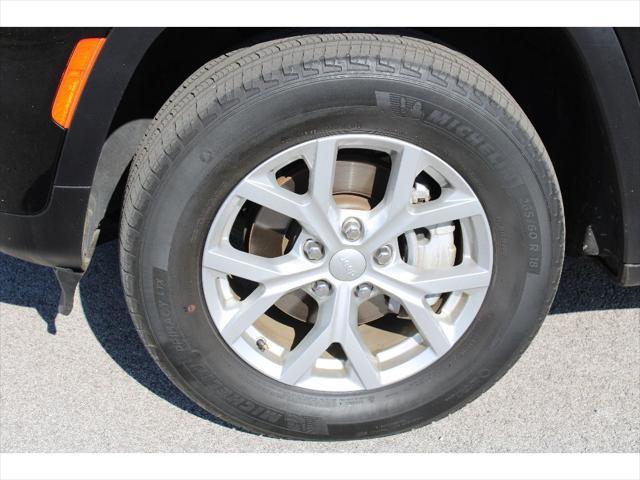 used 2023 Jeep Grand Cherokee car, priced at $27,995