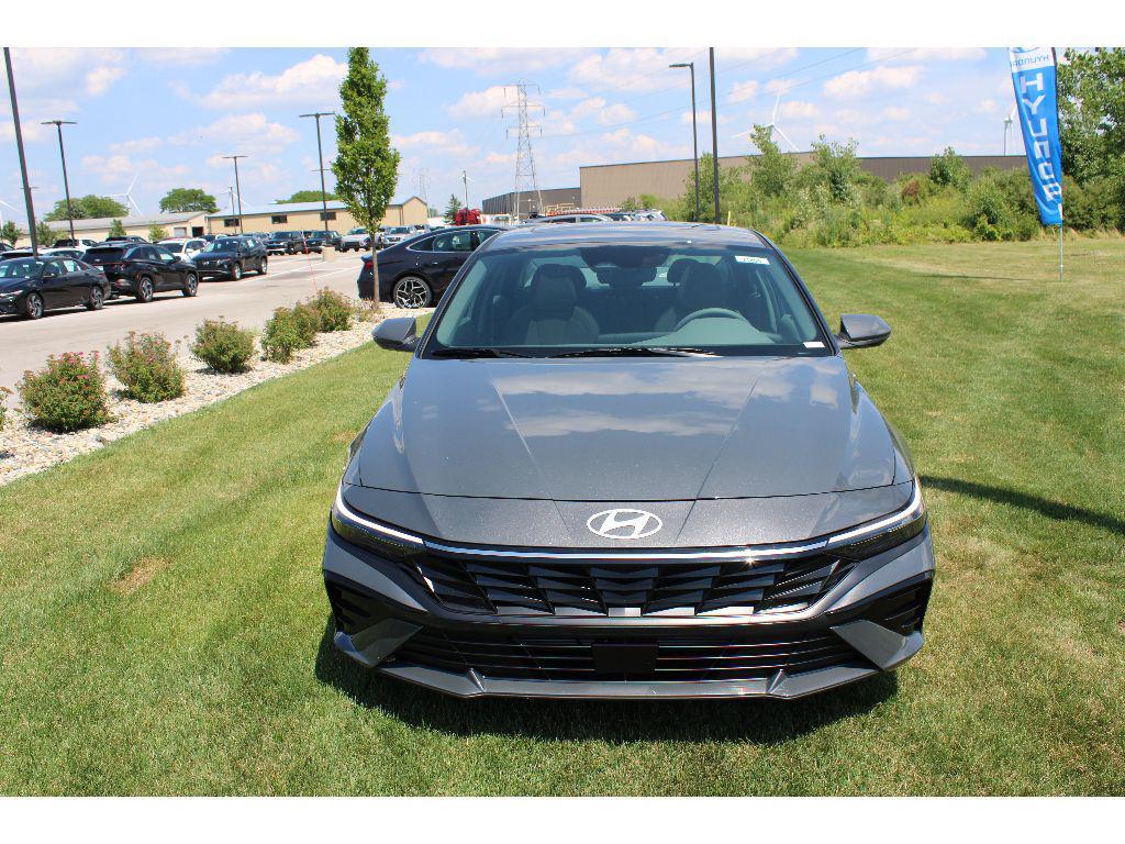 used 2024 Hyundai Elantra car, priced at $21,995