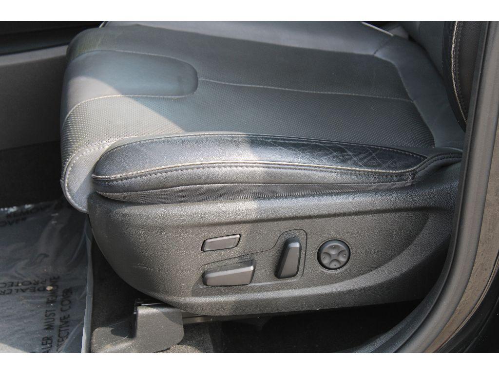 used 2023 Hyundai Santa Fe car, priced at $25,495