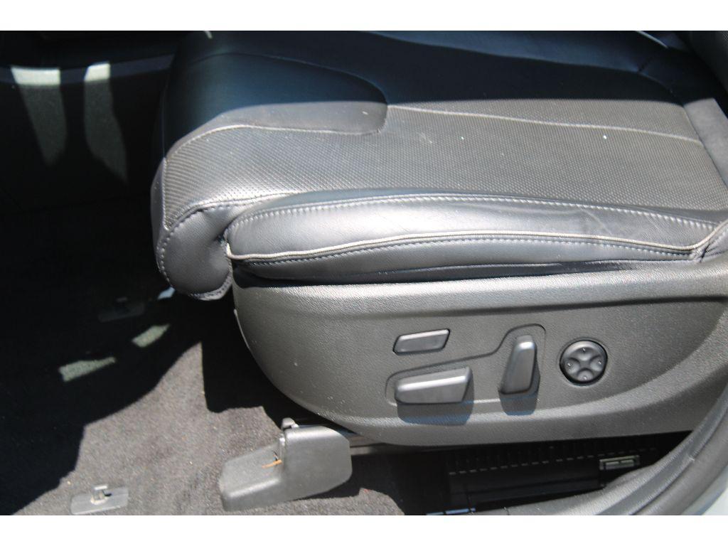 used 2023 Hyundai Santa Fe car, priced at $24,995