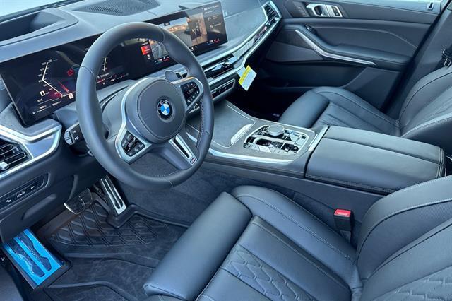 new 2025 BMW X7 car, priced at $115,255