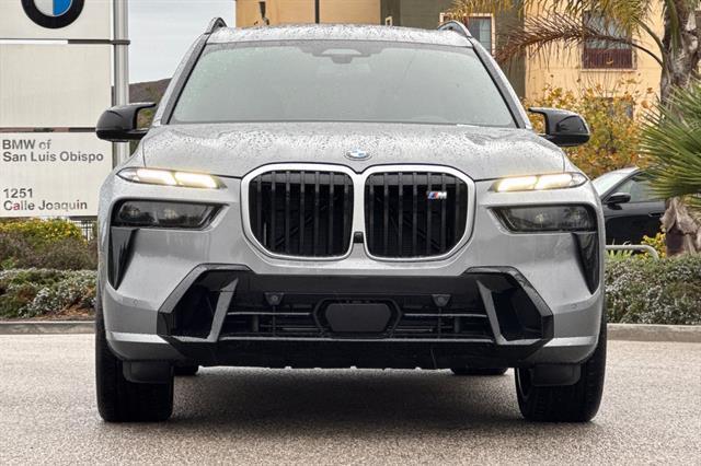 new 2025 BMW X7 car, priced at $121,005