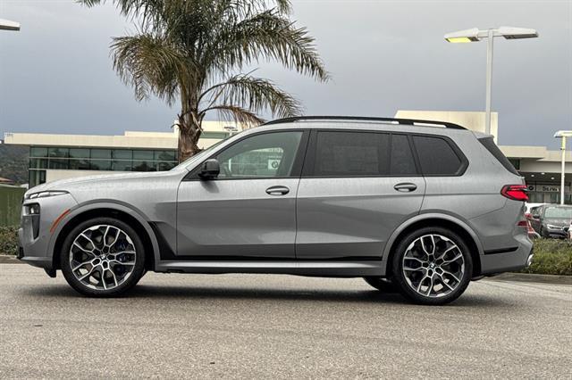 new 2025 BMW X7 car, priced at $121,005