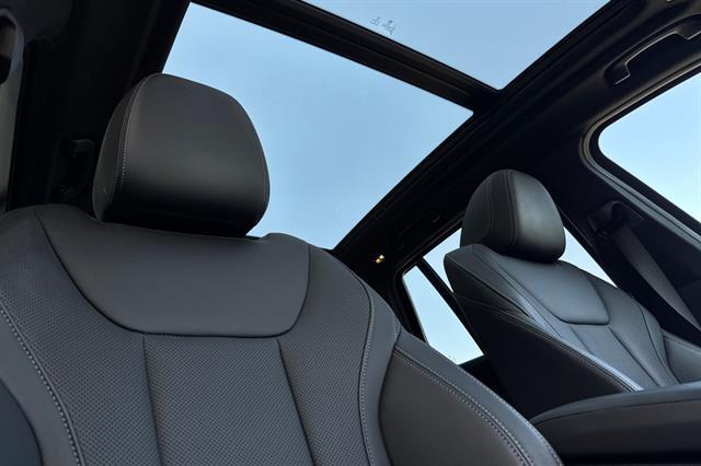 used 2022 BMW X3 car, priced at $34,888