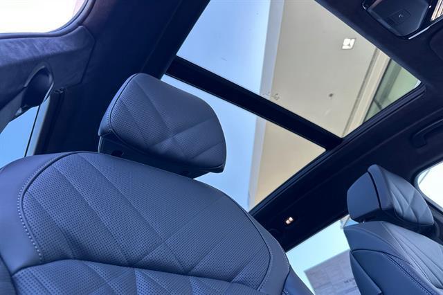 new 2026 BMW X7 car