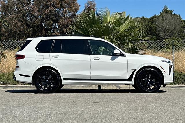 new 2026 BMW X7 car
