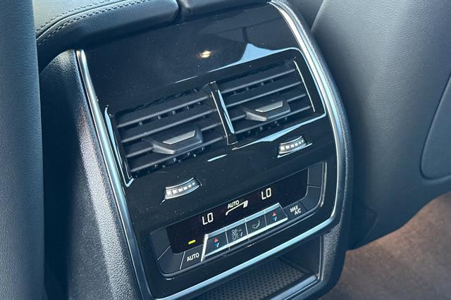 new 2026 BMW X7 car