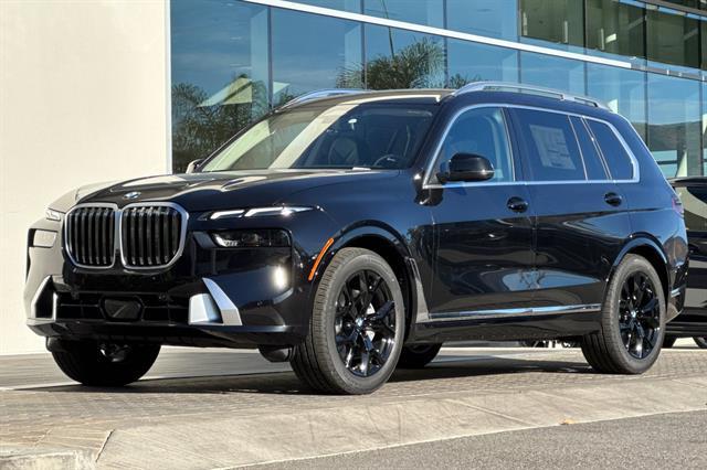 new 2025 BMW X7 car, priced at $90,235