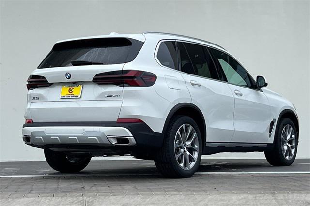 new 2024 BMW X5 car, priced at $69,105