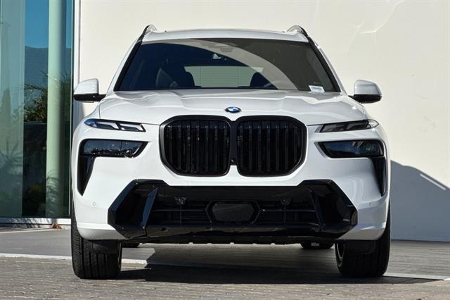 new 2026 BMW X7 car, priced at $96,615