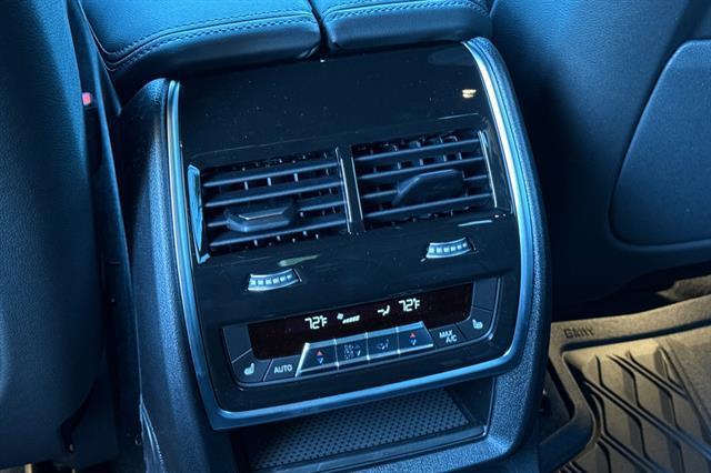 new 2026 BMW X7 car, priced at $96,615