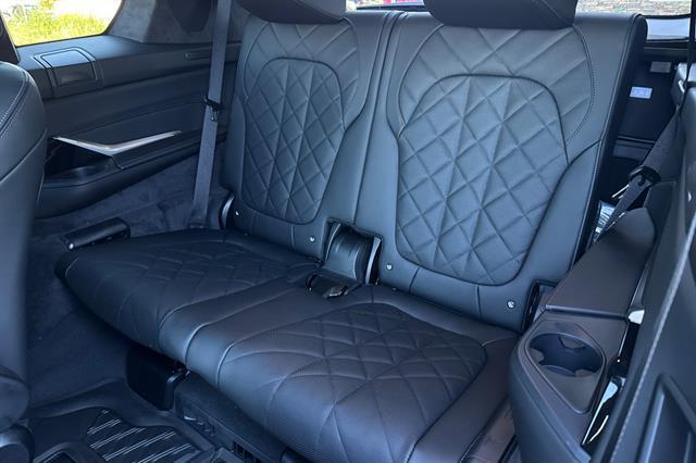 new 2026 BMW X7 car, priced at $96,615