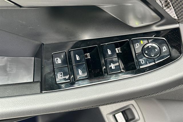 new 2026 BMW M5 car, priced at $129,565