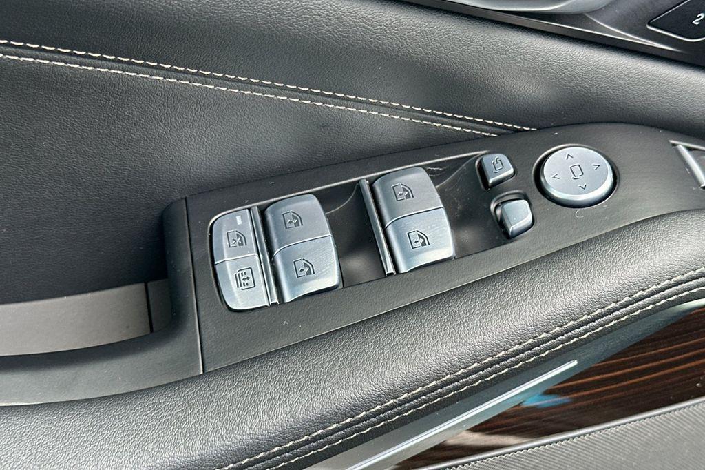 new 2026 BMW X7 car, priced at $93,725