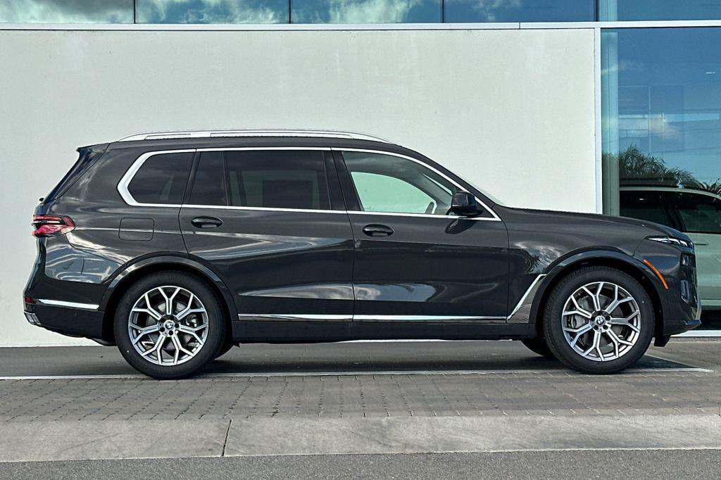 new 2026 BMW X7 car, priced at $93,725
