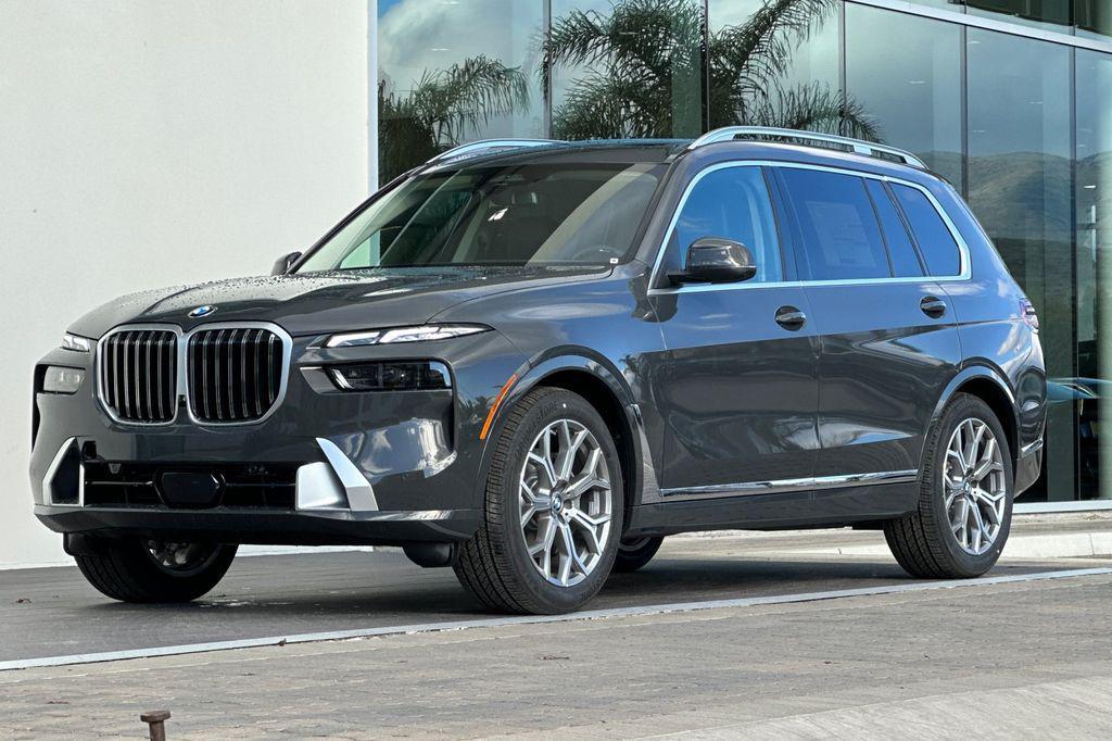 new 2026 BMW X7 car, priced at $93,725