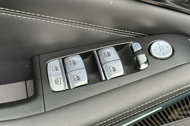 used 2023 BMW X7 car, priced at $79,008