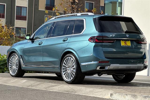 new 2025 BMW X7 car, priced at $98,285