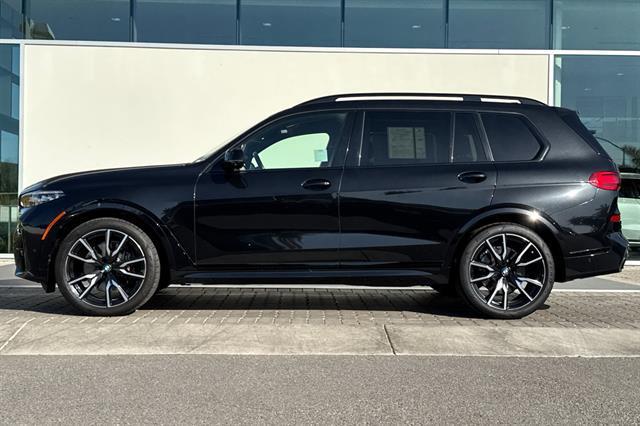 used 2022 BMW X7 car, priced at $48,156