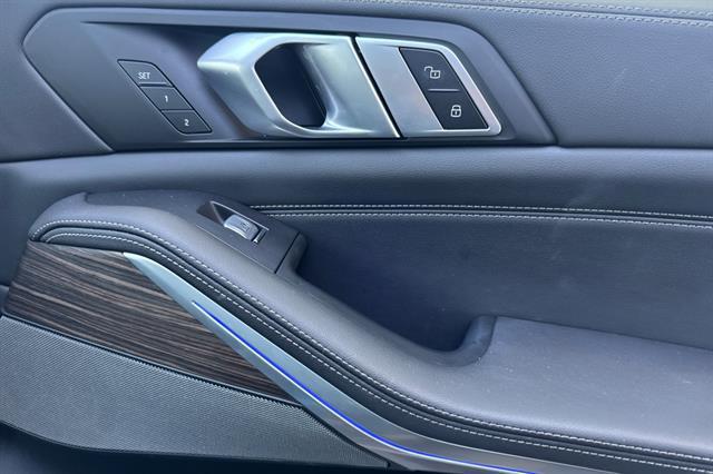 used 2024 BMW X7 car, priced at $66,394