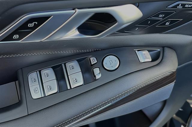 used 2024 BMW X7 car, priced at $72,998