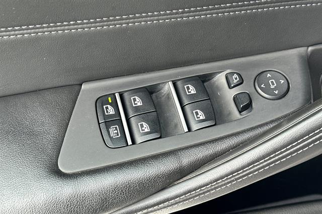 used 2022 BMW M5 car, priced at $66,407